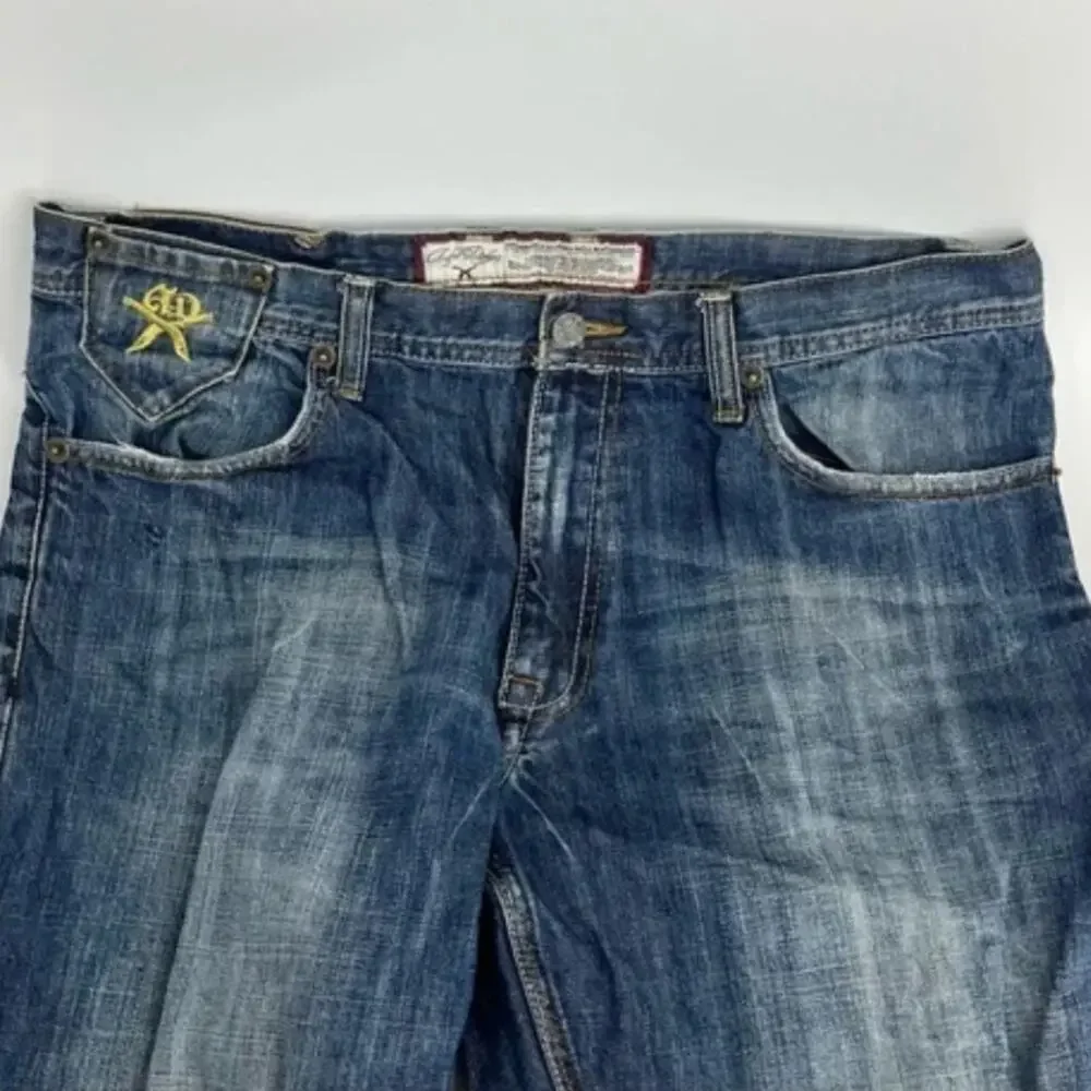 Artful Dodge Jeans, Mens Size 34, Blue Embroidered Relaxed Denim